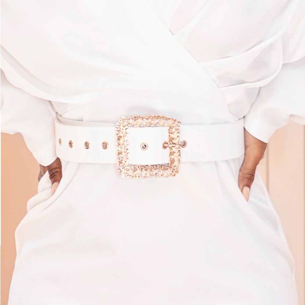 PrettyLittleThing White and Gold Statement Belt